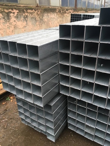 Труба стальная квадратная ЭСВ 40х40х2х5000